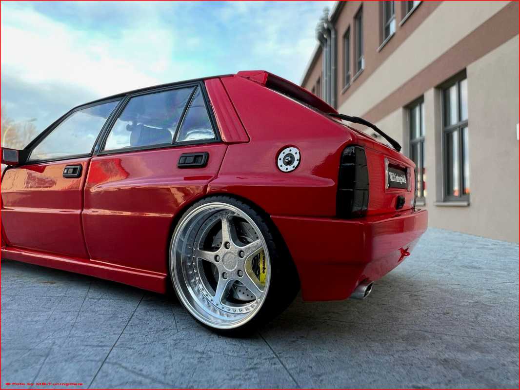 1:18 LANCIA DELTA Integrale HF / Mod.91 Red Edition